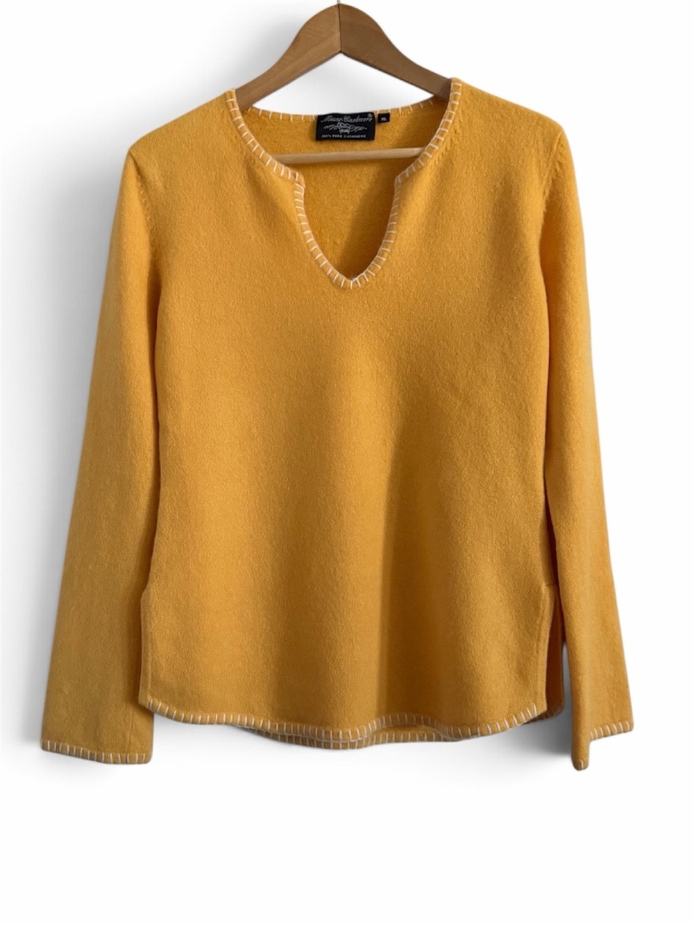 Aritzia Mount-Cashmere Women’s Mustard Yellow V-Neck Sweater with Whipstitch XL